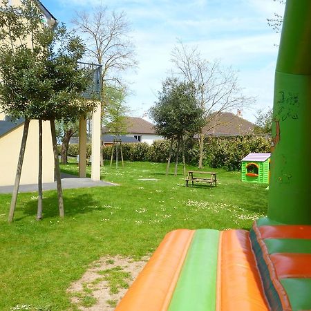 Residence Le Bois Flotte Merville-Franceville-Plage Eksteriør billede